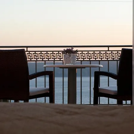 아파트호텔 Anezina 2*