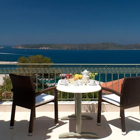 Aparthotel Anezina Pylos