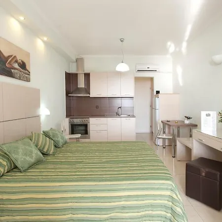 Anezina 아파트호텔 필로스